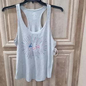 New With Tags "Realtree" Sleeveless Muscle T-Shirt